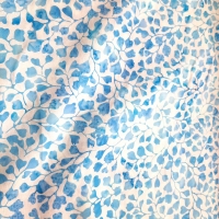 Batik Blätter und Blüten blau weiss