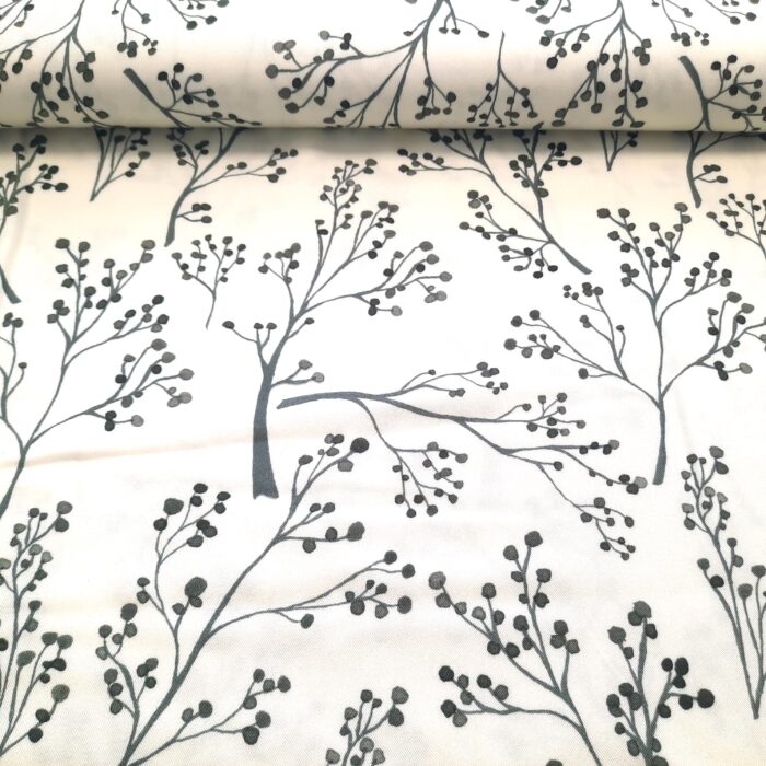 Viskosestoff „Light & Lush“ (Art. 29011) – Natur mit grünen Zweigen & Knospen