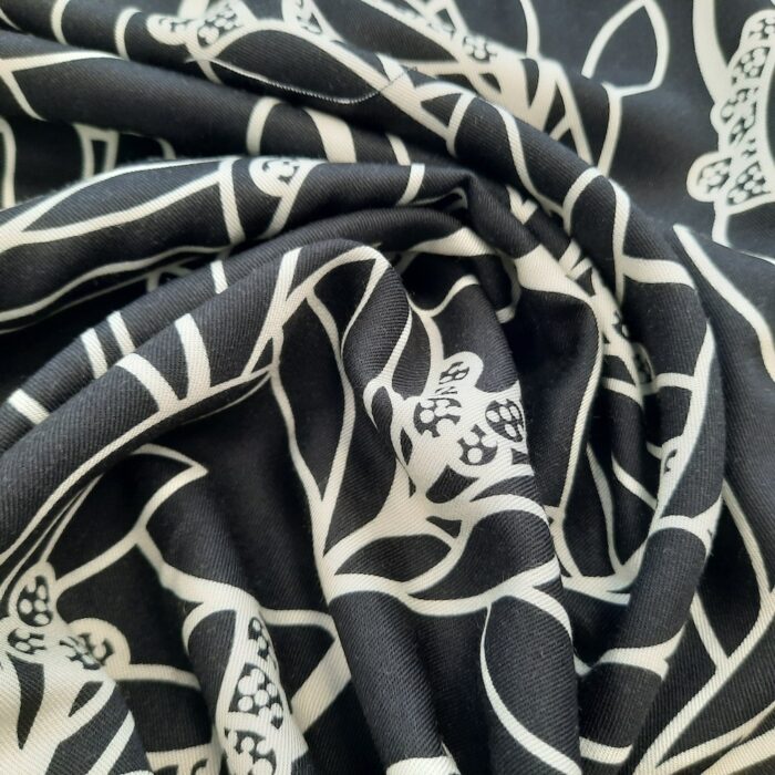 Skandi Stil mit der Light-and-Lush Viskose Blumen – Bild 2